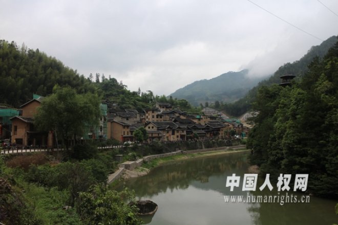 【本网】幸福茶馆里“下乡的味道”